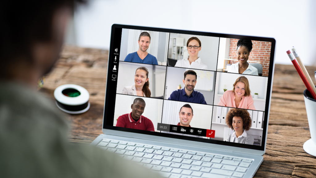 Online coach conducting group coaching sessions